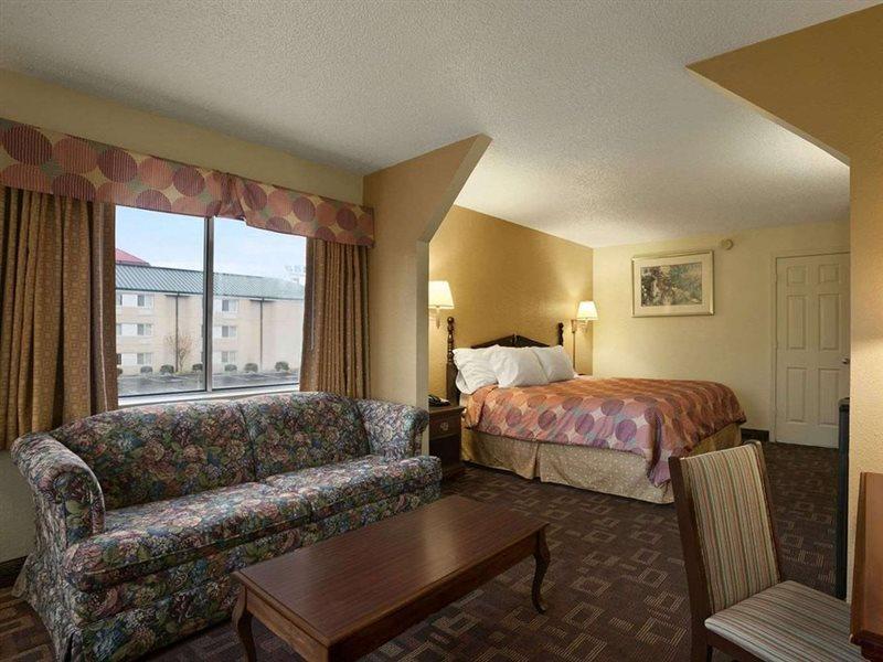 Super 8 By Wyndham Nashville Near Downtown / I-40 Kültér fotó